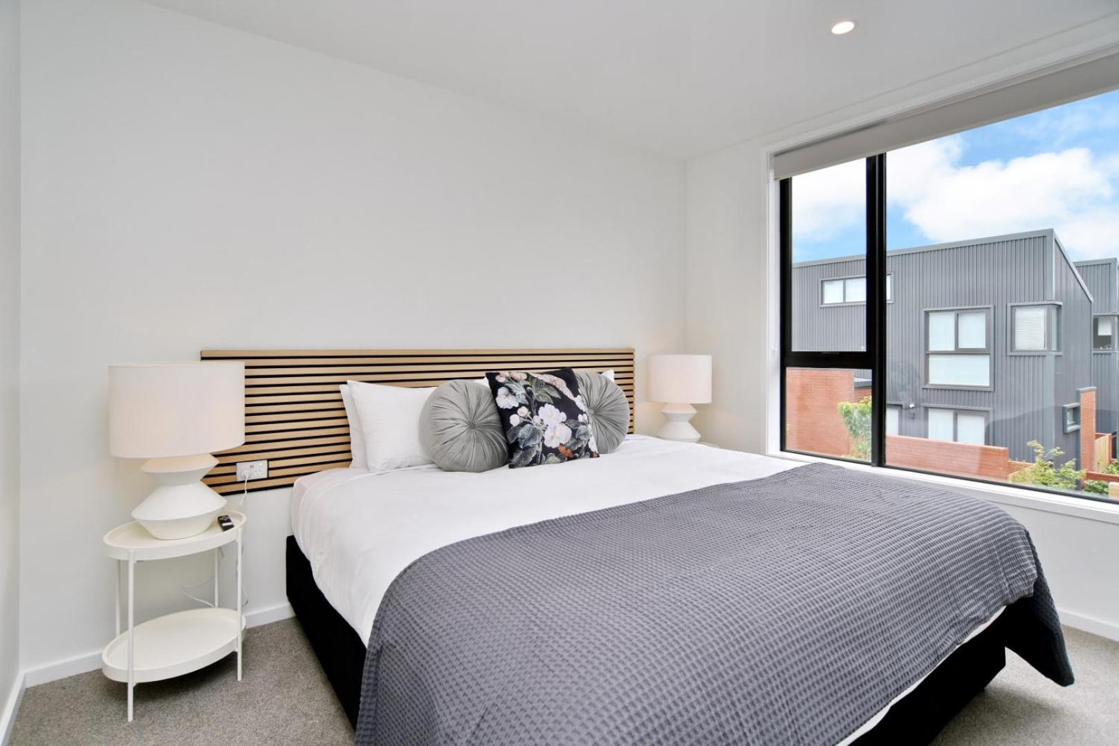 188 On Hereford- * Christchurch